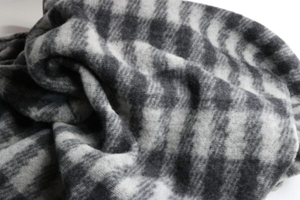 Coupon 70cm, Bio Merino-Wollfleece, Karo (100 % Wolle, kbT) – Bild 2