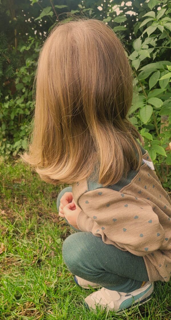 Herzen auf Bio Merino Interlockjersey , walnuss (kbT, mulesingfrei) – Bild 4